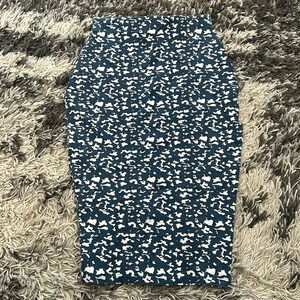 Blue and white patterned the fifth label skirt